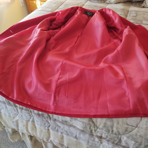 Coat - Picture 9 of 11